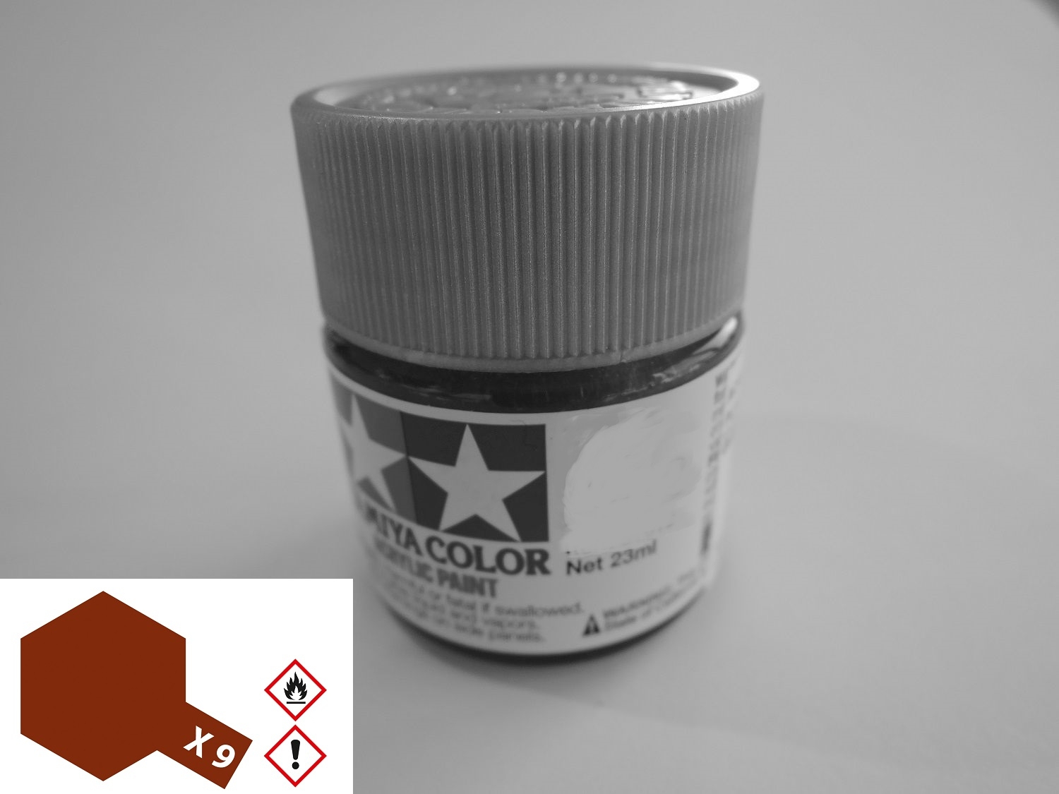 81009 - Tamiya - Acrylfarbe 23ml, braun glänzend X-9