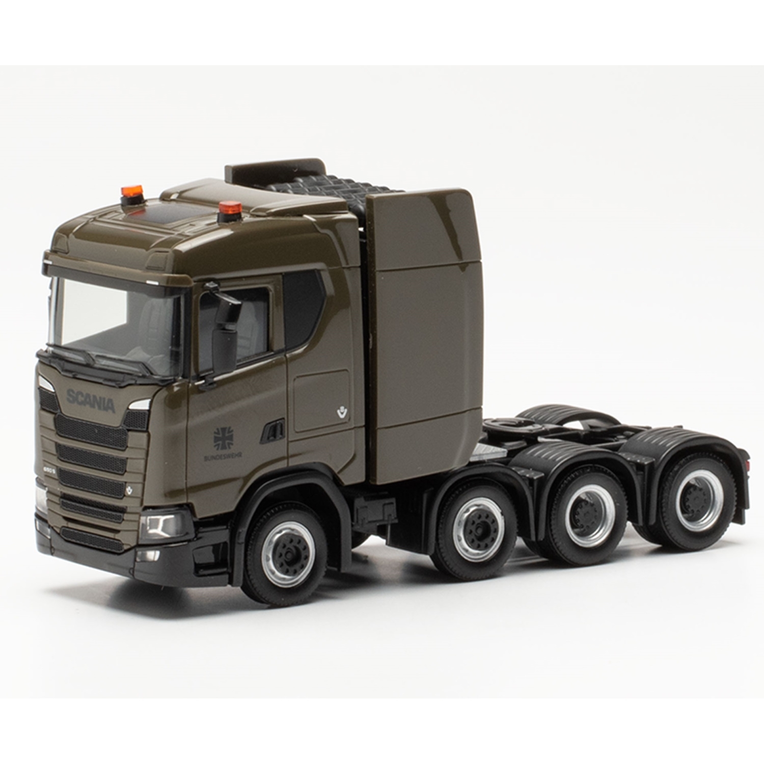 746939 - Herpa - Scania CS 8x4 Schwerlast-Zugmaschine "Bundeswehr"