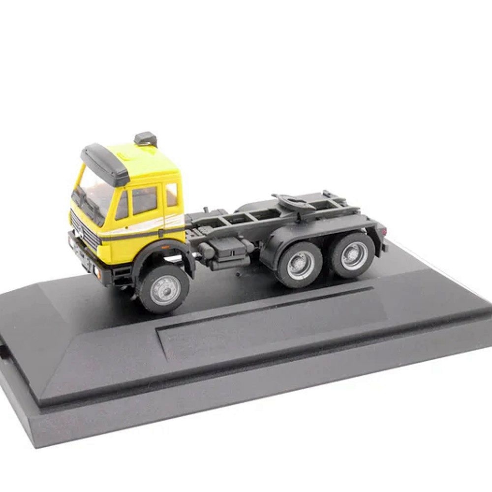 EM0359 - Elbe-Modell - Mercedes-Benz SK `94 6x6 truck tractor, yellow