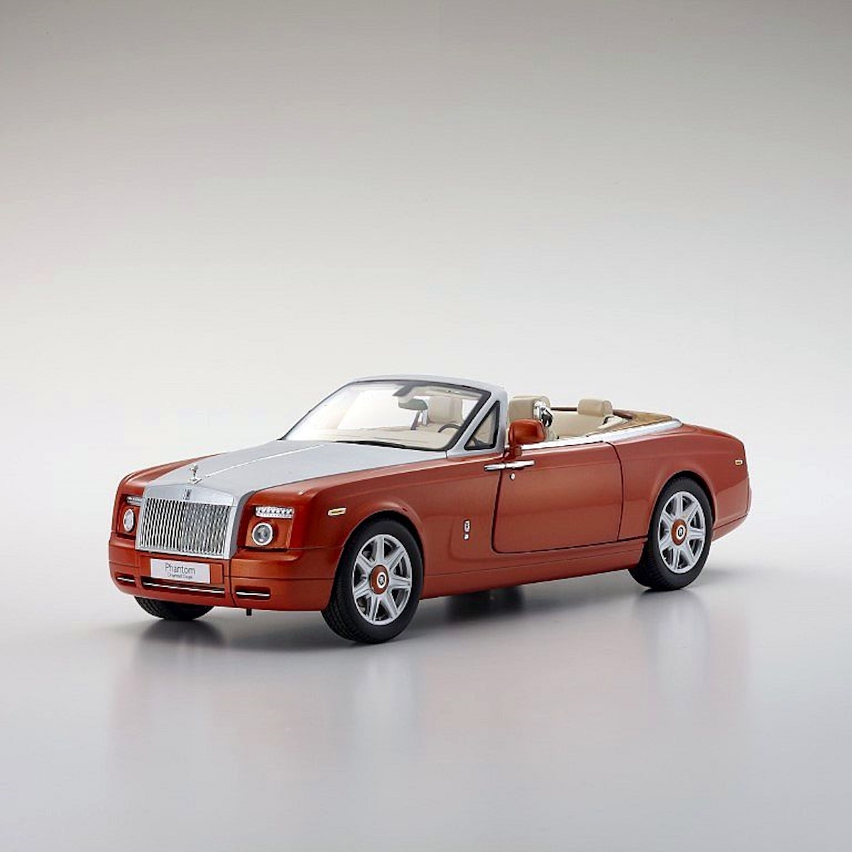 KYO8871P0 - Kyosho - Rolls Royce Phantom Drophead Coupè (2008-12), orange / silver