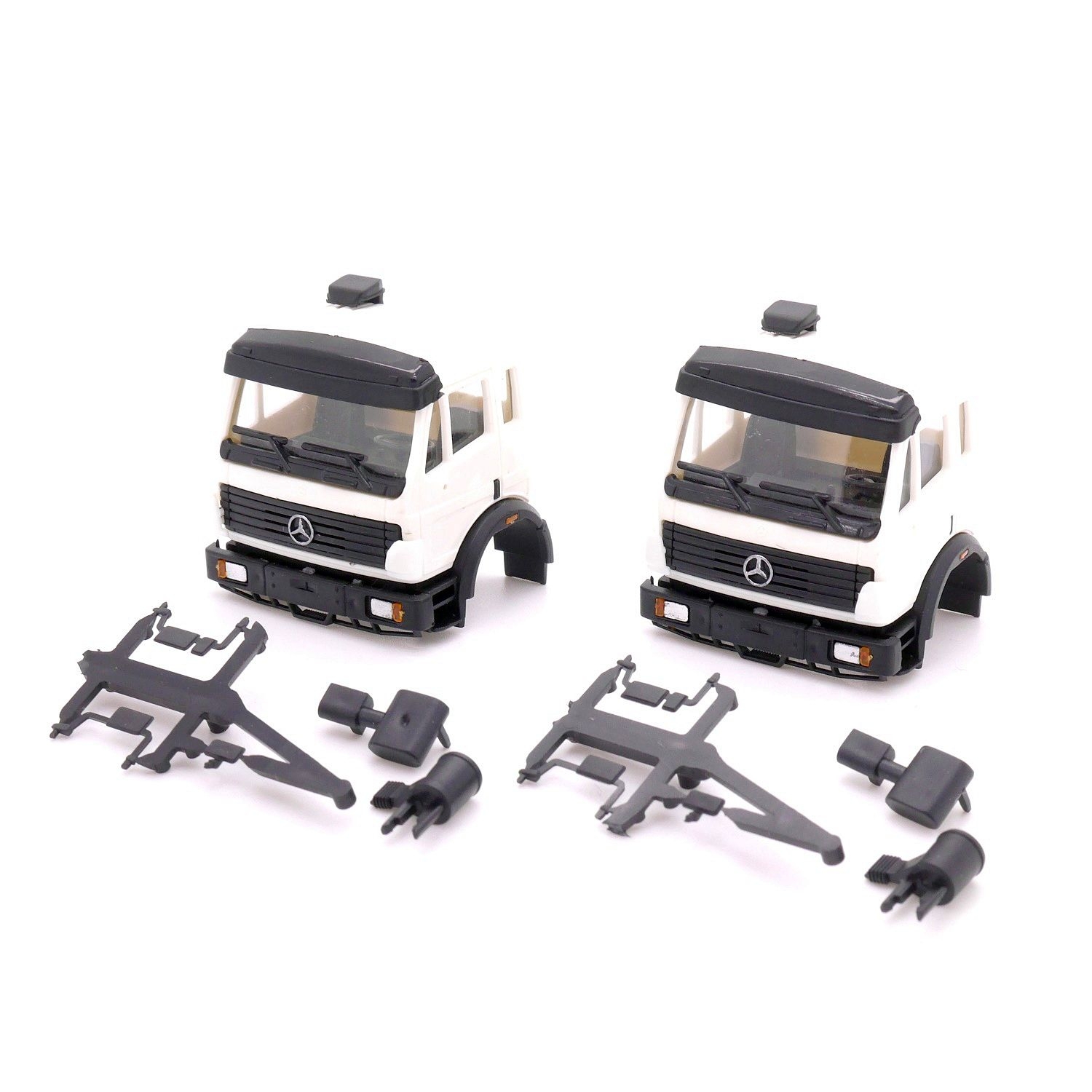 EM0371 - Elbe-Modell - Mercedes-Benz SK `94 cab, white - 2 pieces