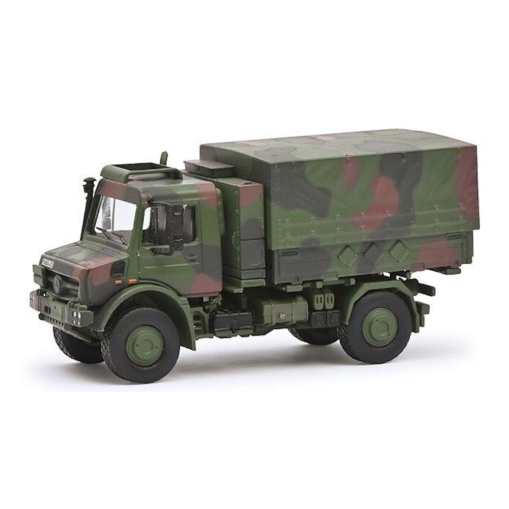 452666100 - Schuco - Mercedes-Benz Unimog 5023 mit Wechselpritsche "Bundeswehr", flecktarn