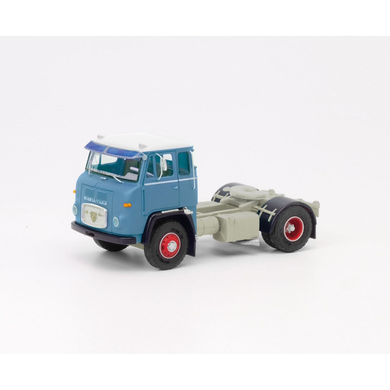 87MBS026161 - Herpa - Scania LB 76 Zugmaschine, Taubenblau mit weißem Dach