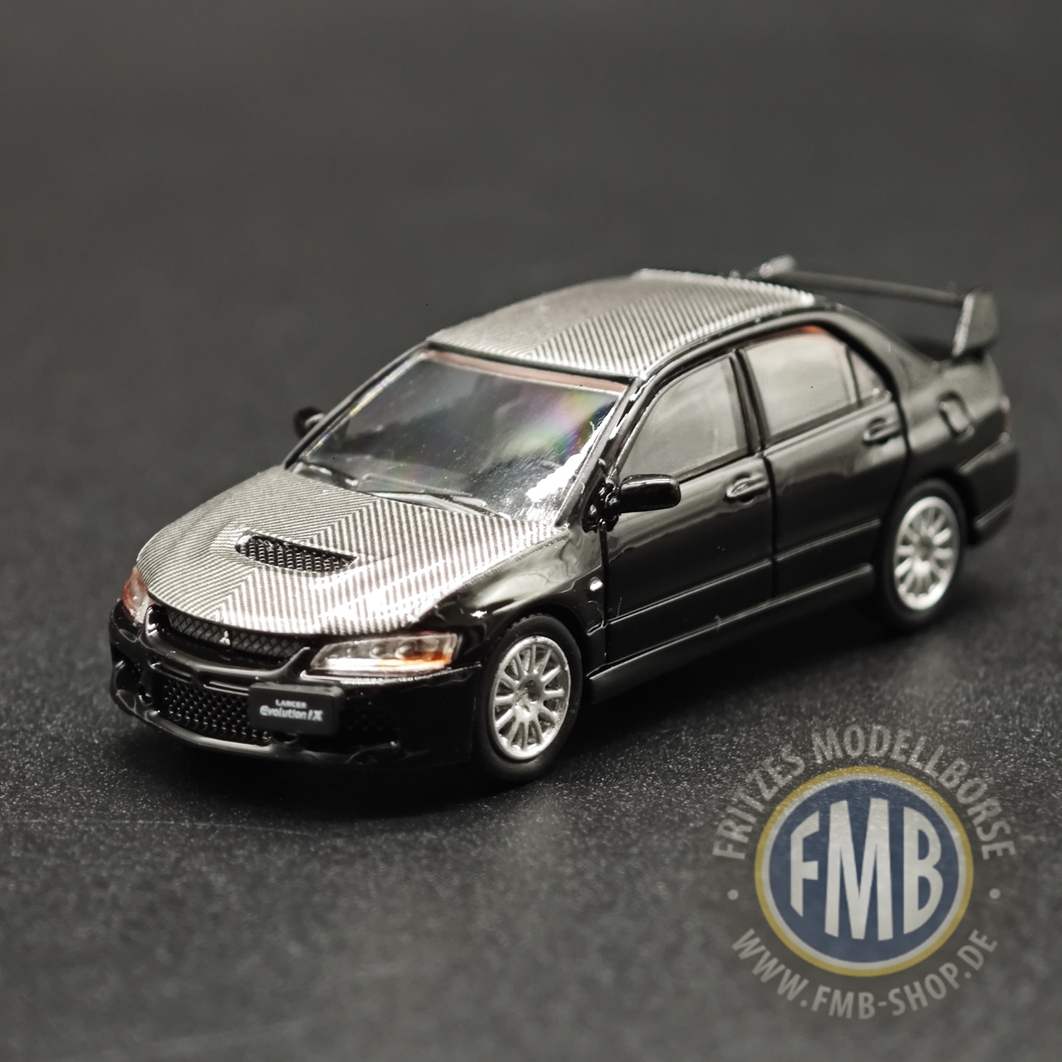 64113 - Micro City 87 - Mitsubishi Lancer Evo9, schwarz - Carbon