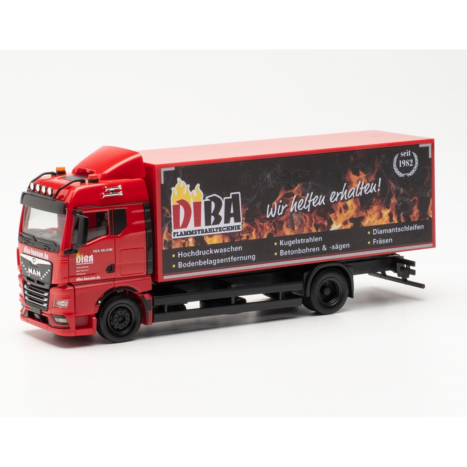 953955 - Herpa - MAN TGX GM box truck "DIBA Bassum"