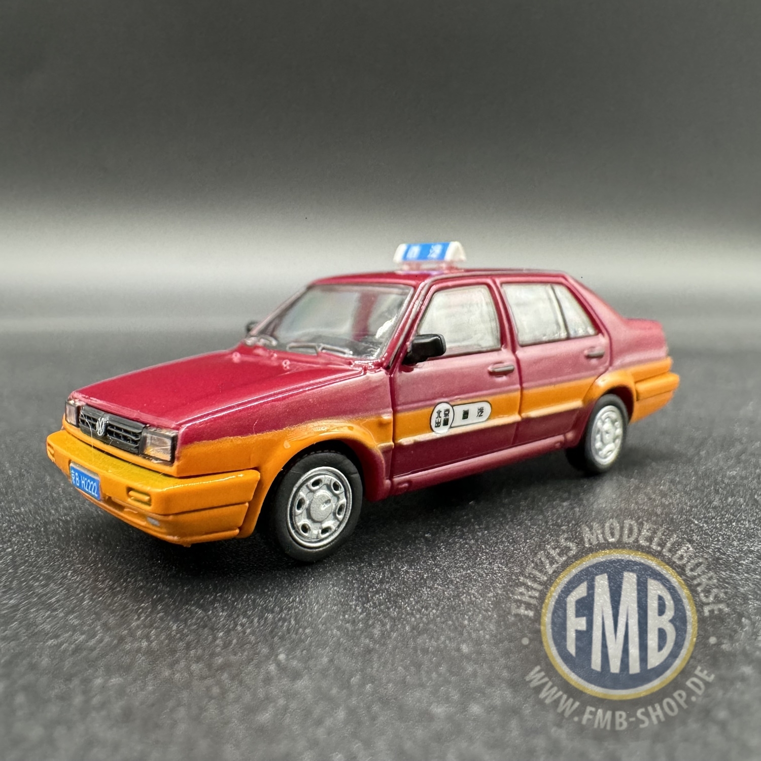 62987 - Micro City 87 - FAW Jetta II, dunkelrot/gelb - Taxi Peking - CHN