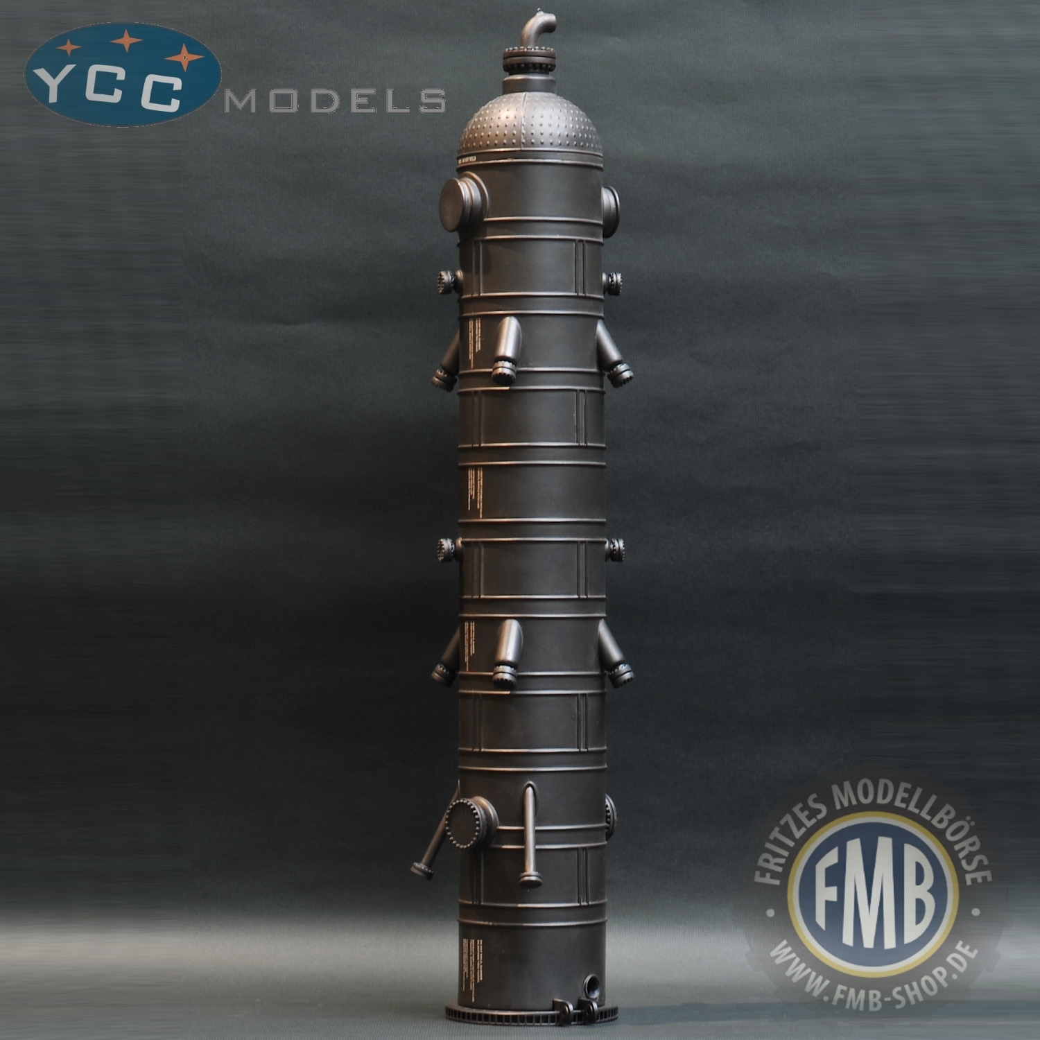 YC570-7 - YCC Models - Reaktor Ladegut - coke drum - eisenschwarz gealtert