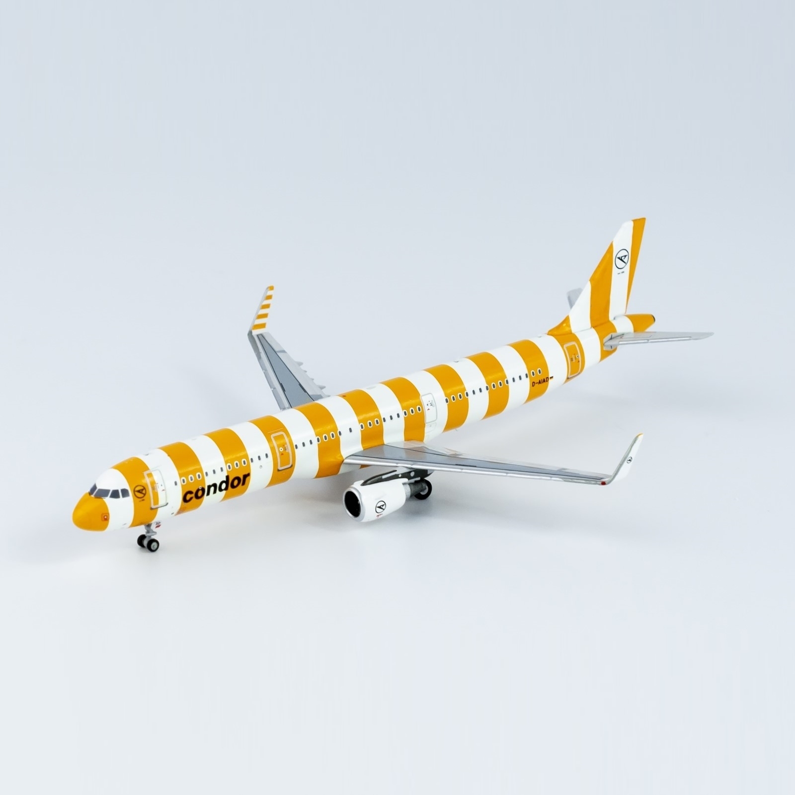 13040 - NG Models - Condor Airbus A321 new livery - D-AIAD - yellow