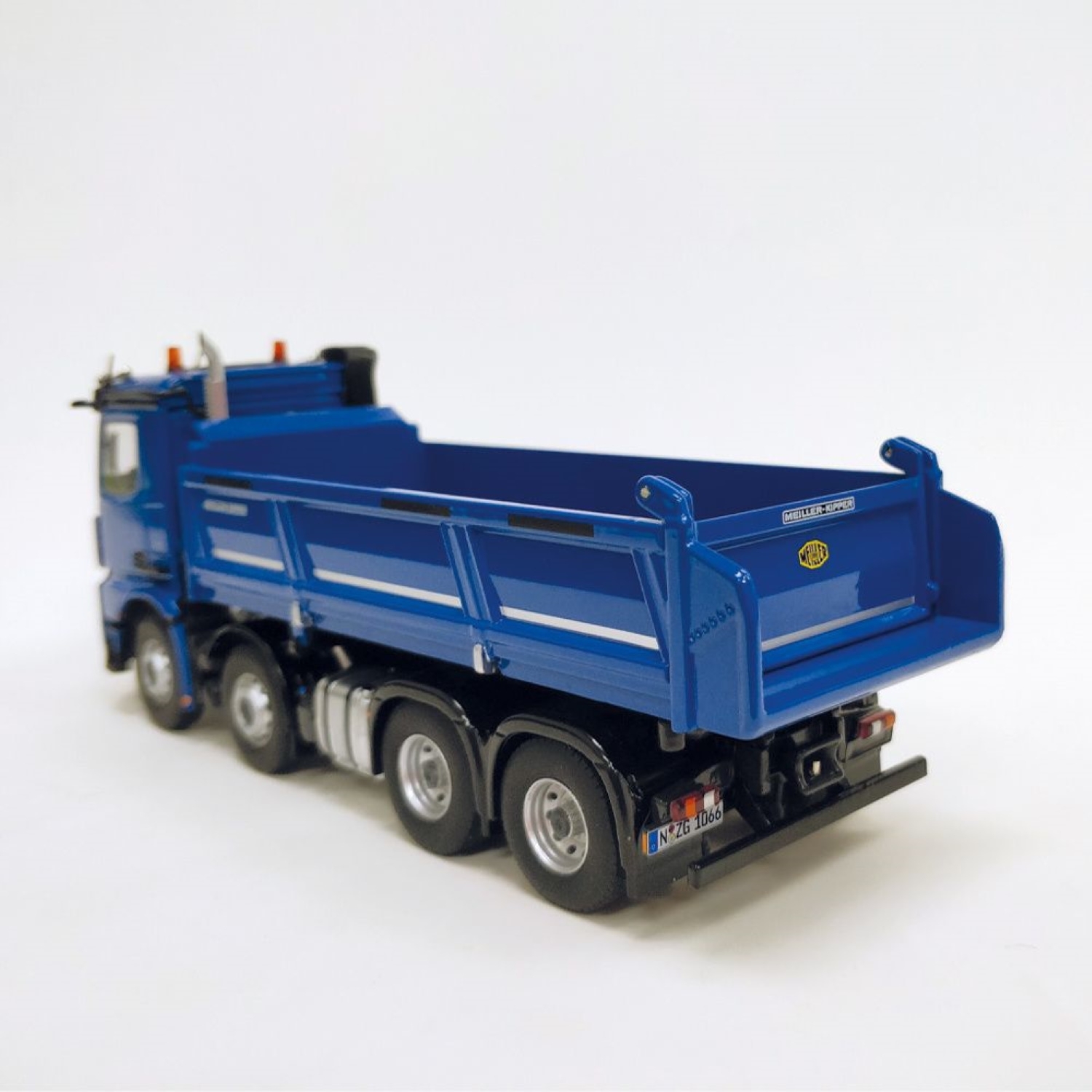 1066/20 - NZG - Mercedes-Benz Arocs M 8x4 Meiller Kipper - blau -