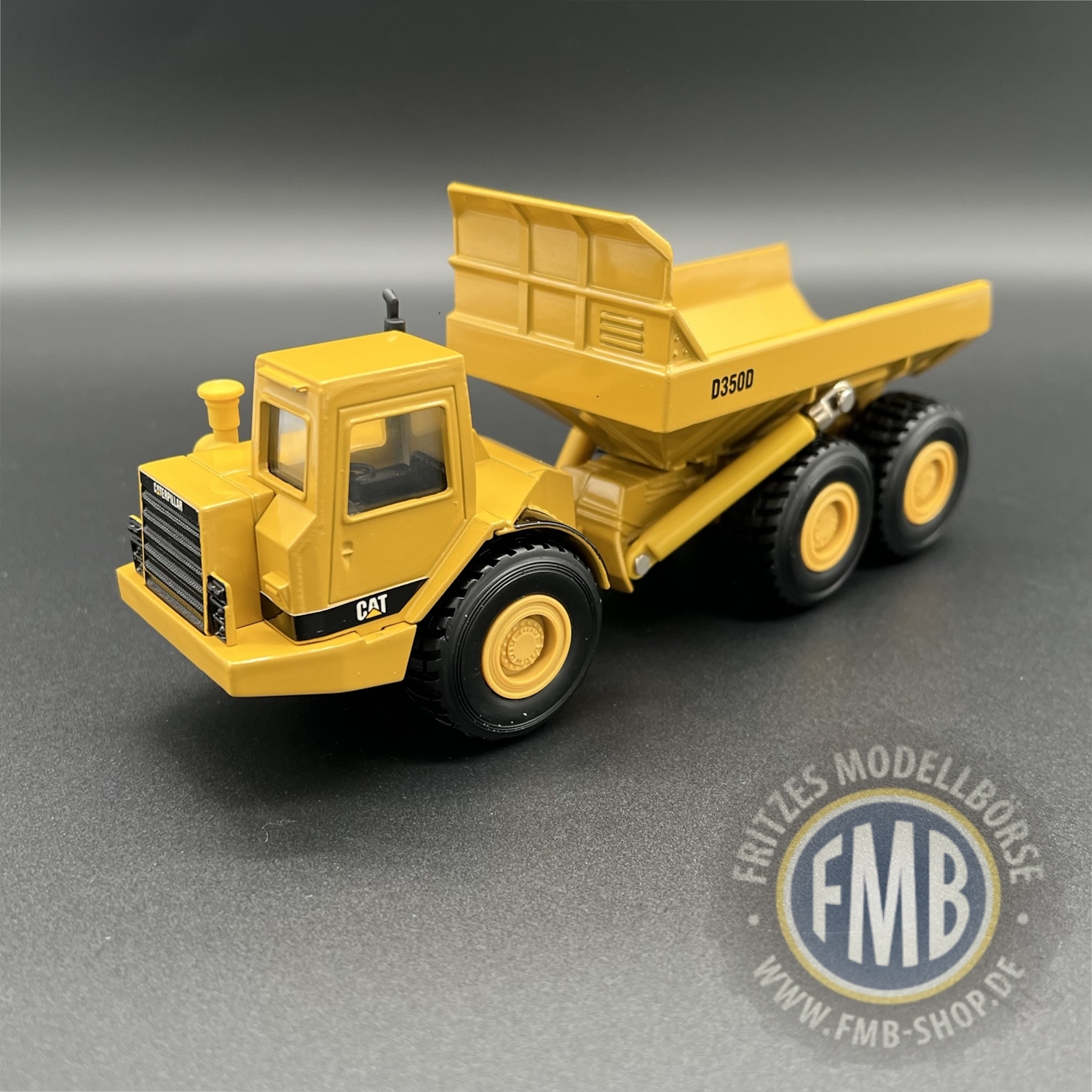 55700 - Norscot - Cat D 350 D Articulated Truck