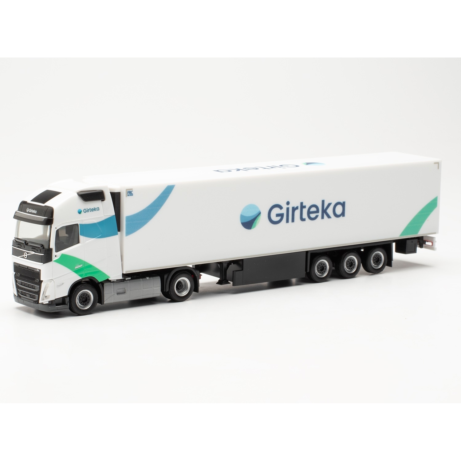 316460 - Herpa - Volvo FH5 Globetrotter XL Kühlkoffer-Sattelzug "Girteka" LT