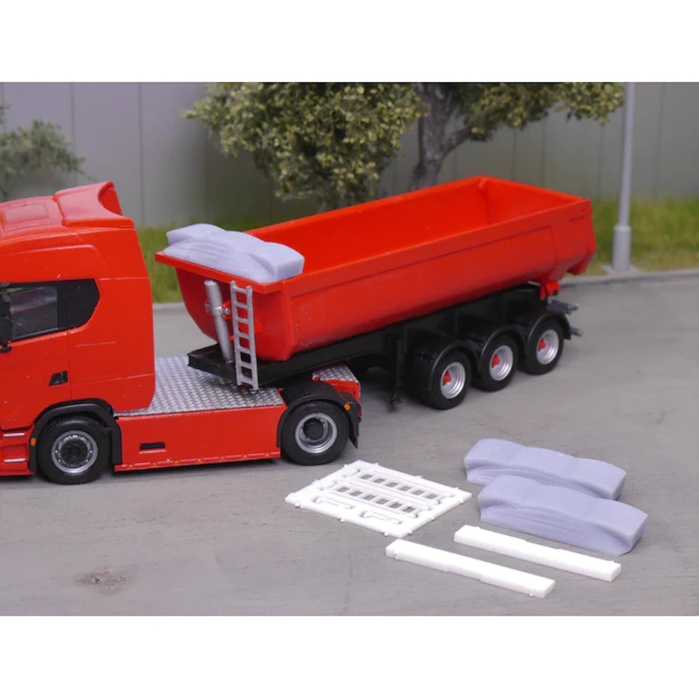 EM623 - Elbe-Modell Kit - Tarpaulin gathered with ladder for Herpa Thermo-semitrailer - 2 pieces