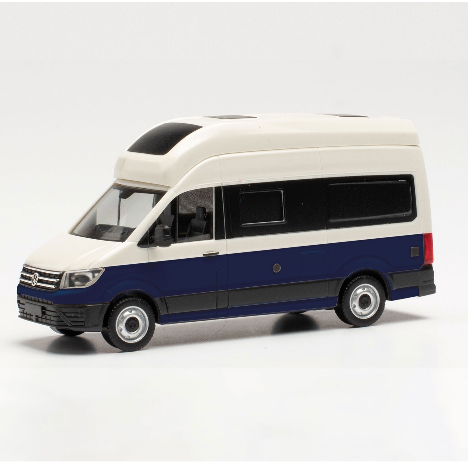 096294-002 - Herpa - Volkswagen VW Crafter Grand California 600 - Wohnmobil, weiß/blau