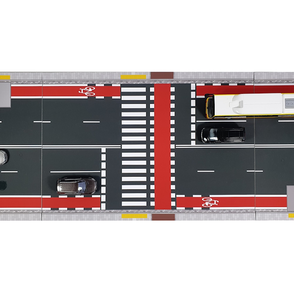 8712 - A4 Streets - Stadtstraße, 2-spurig mit Fußgängerüberweg  (3 Platten A4= 89,1x21cm)