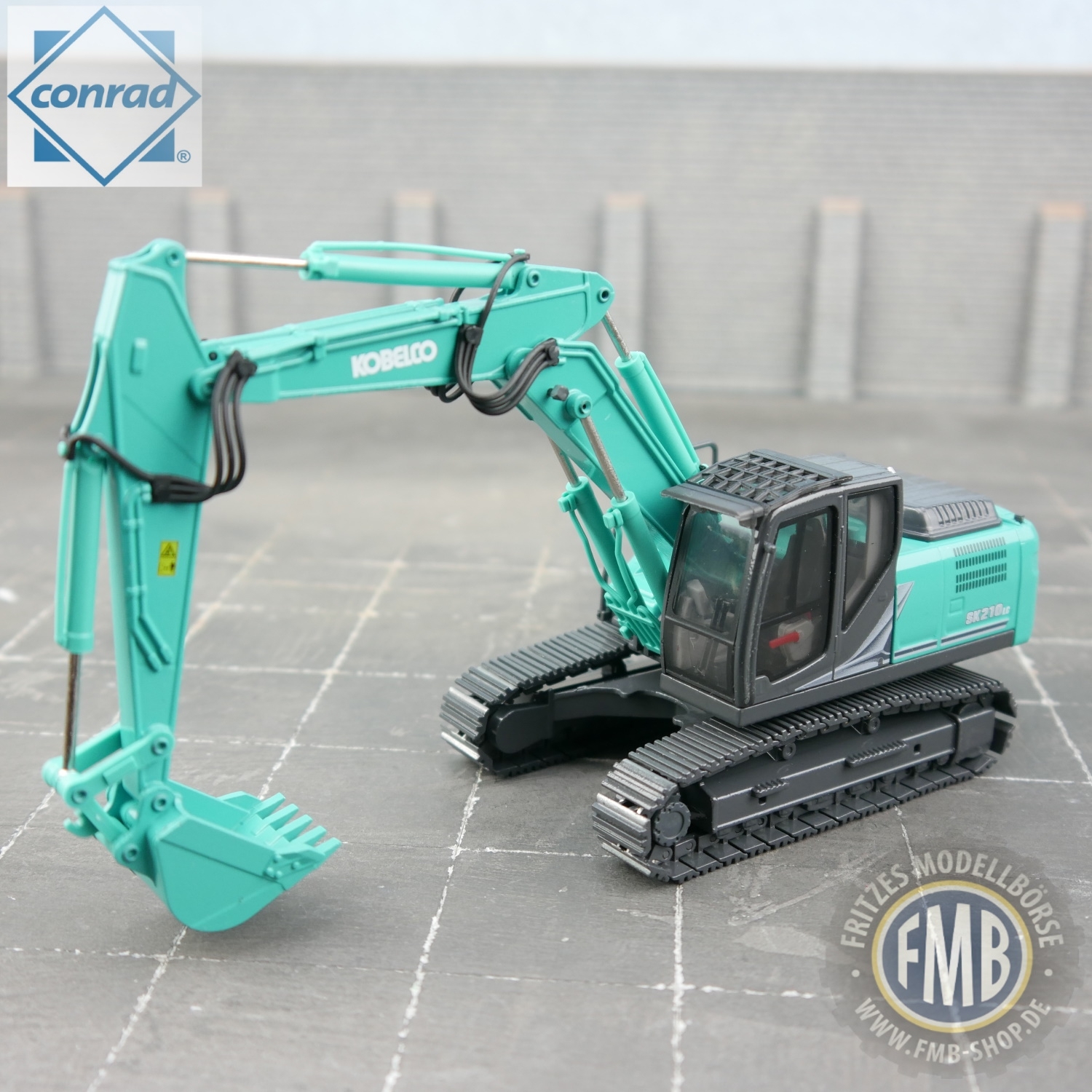 2227/0  - Conrad - Kobelco SK210 LC-11 Kettenbagger mit Verstellausleger