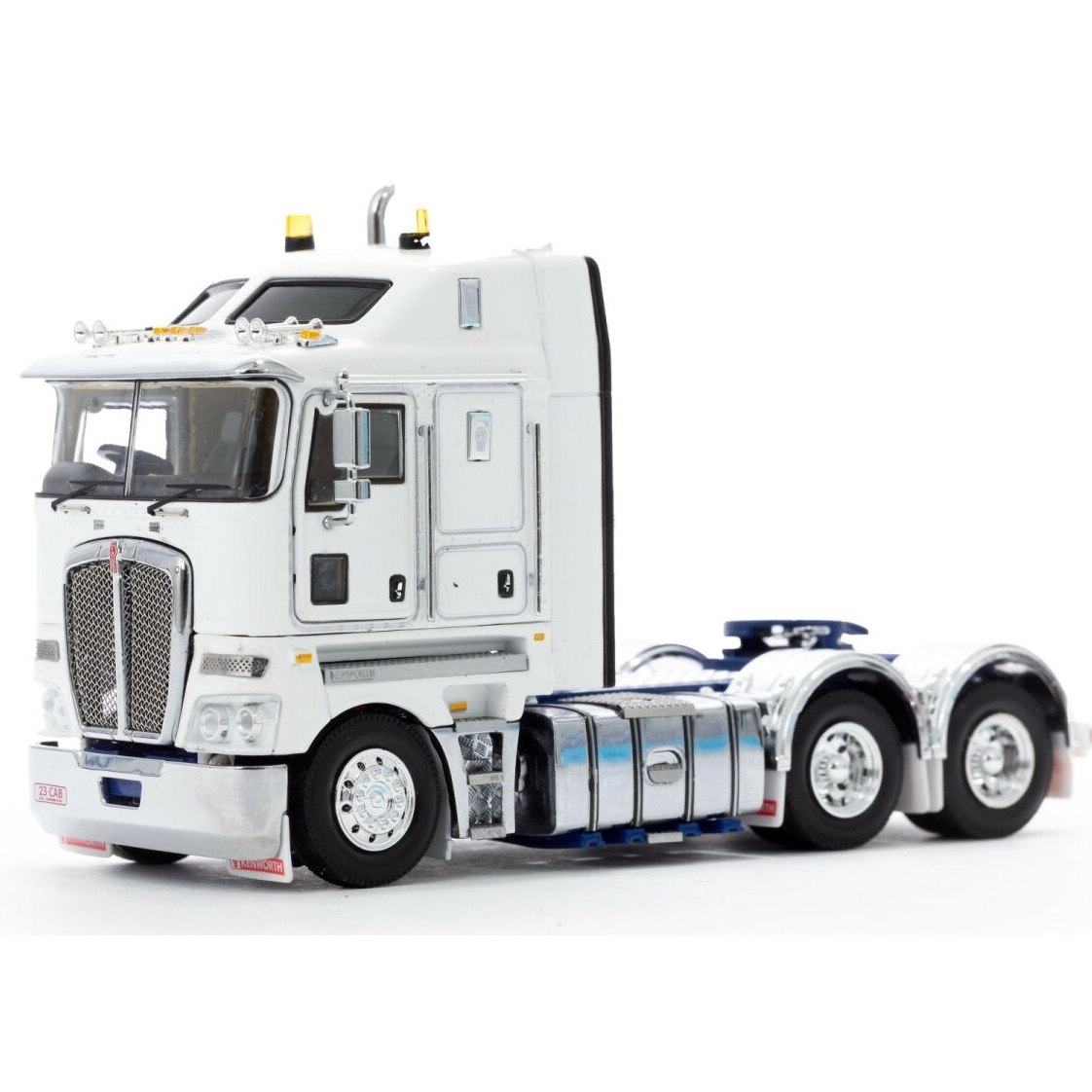 Z01544 - Drake - Kenworth K200 3achs Zugmaschine - weiß/blau - AUS -