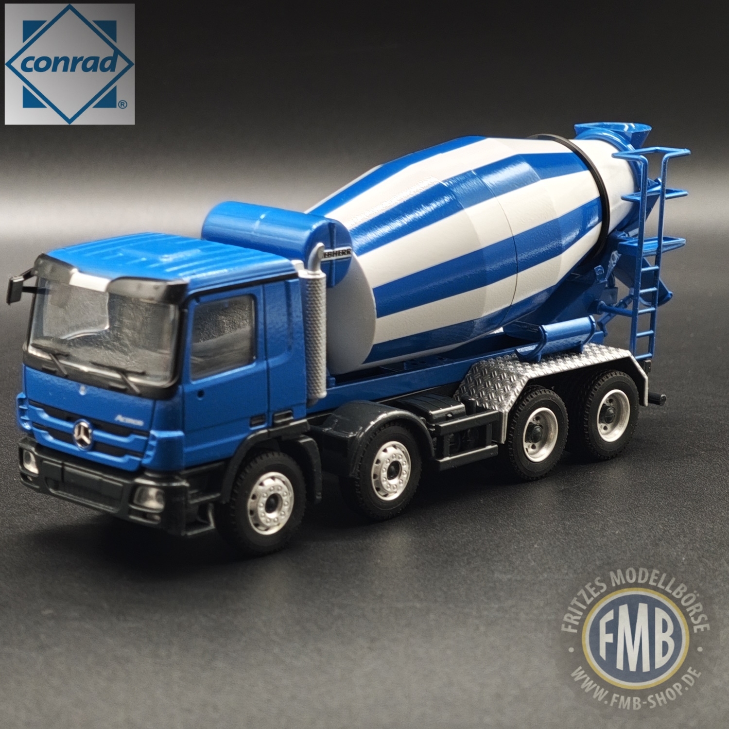 L-72119/01- Conrad - Mercedes-Benz Actros MP3 8x4 Liebherr HTM904 truck mixer - blue/white -