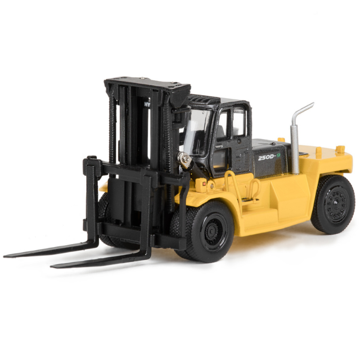 18-1005 - IMC - Hyundai 250D-9 all-terrain fork lift