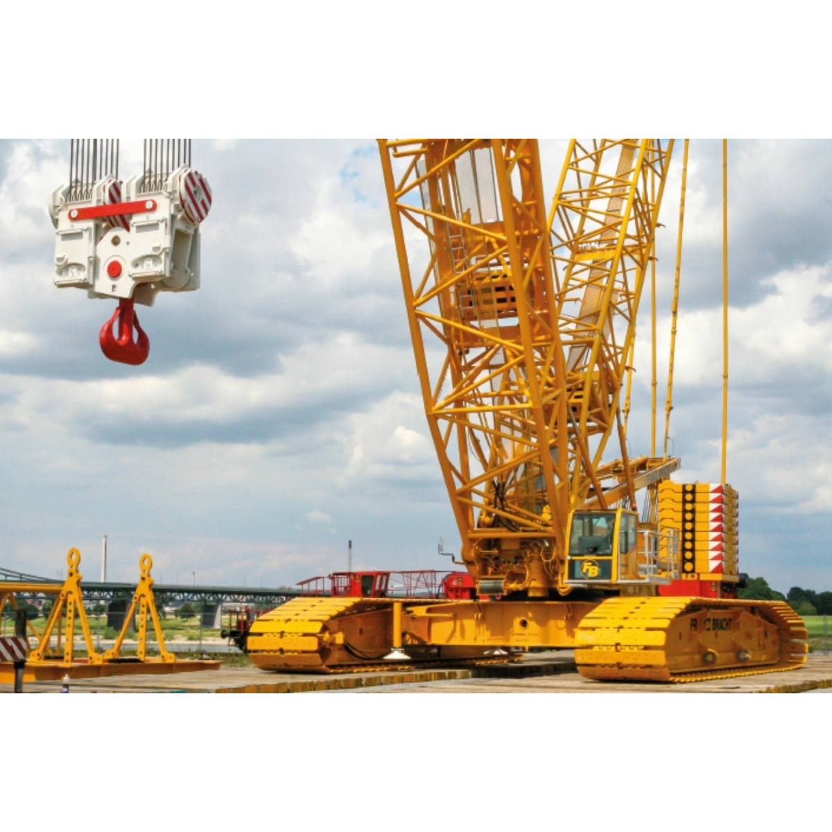 32-0236 - IMC - DEMAG CC-2800-1 crawler crane - Franz Bracht