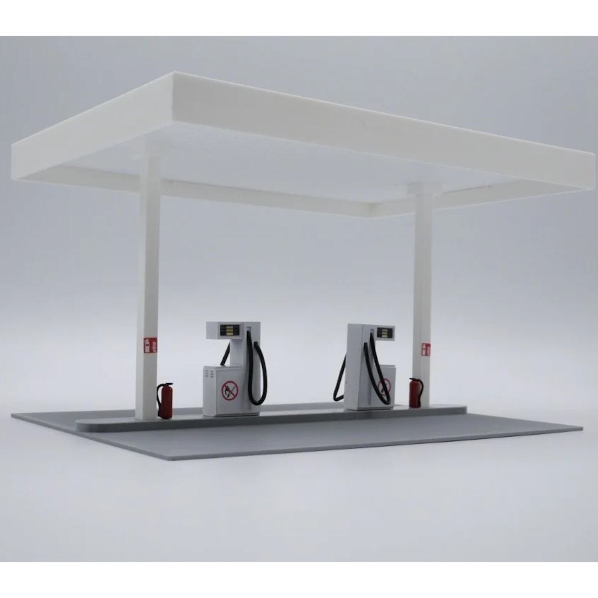 150204 - 3D-Druckfactory - Gas station with 2 gas pumps - 1 piece