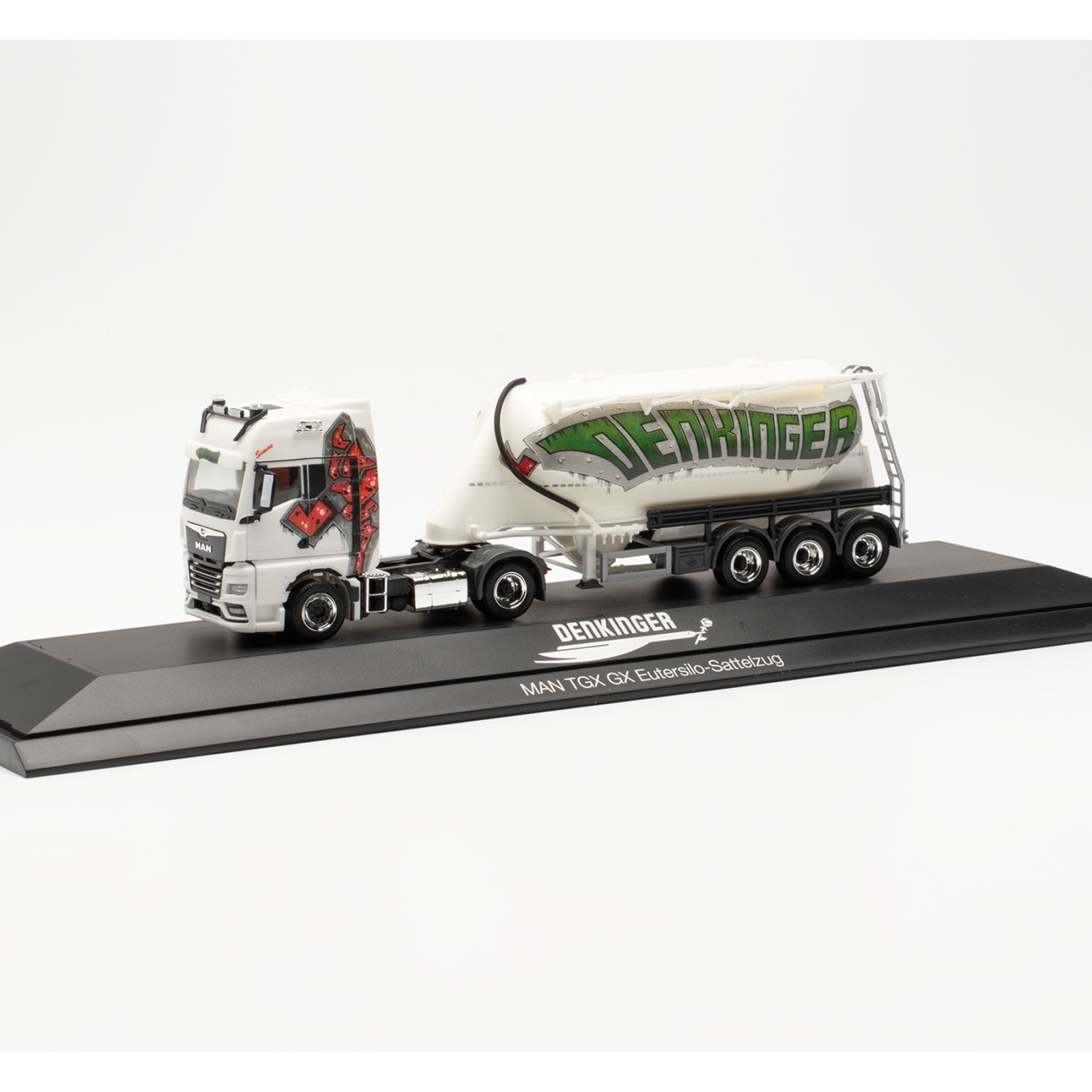 122221 - Herpa - MAN TGX GX with bulk silo semitrailer "Denkinger" PC