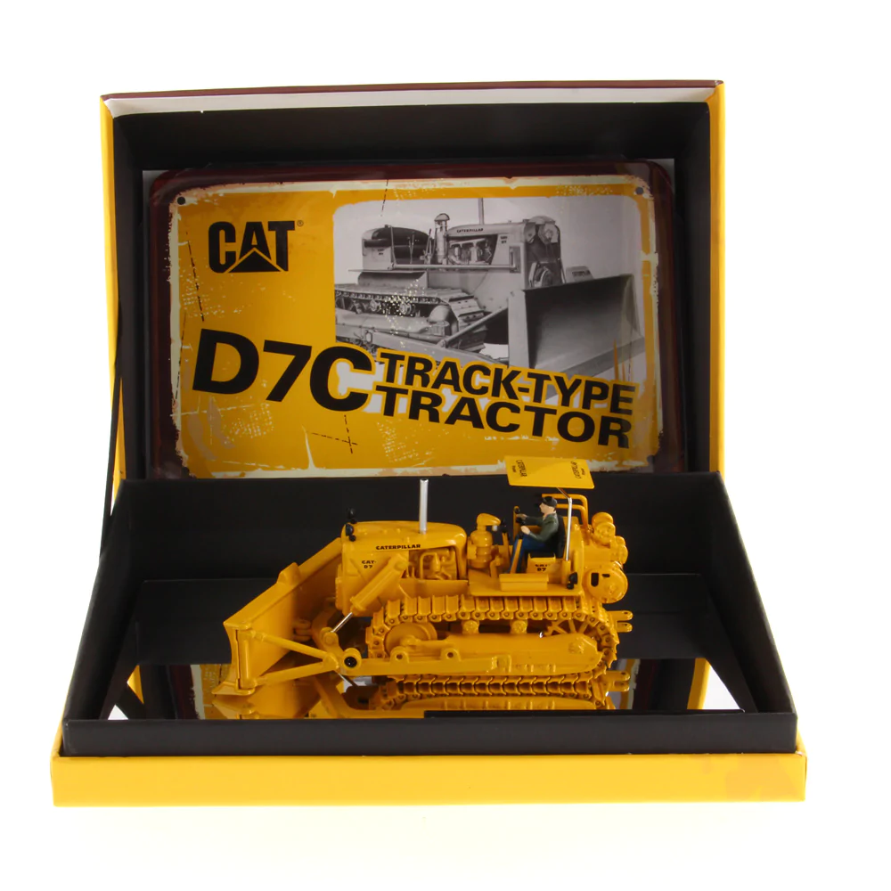 85577 - Diecast Masters - CAT D7C Track Type Dozer - Vintage Series