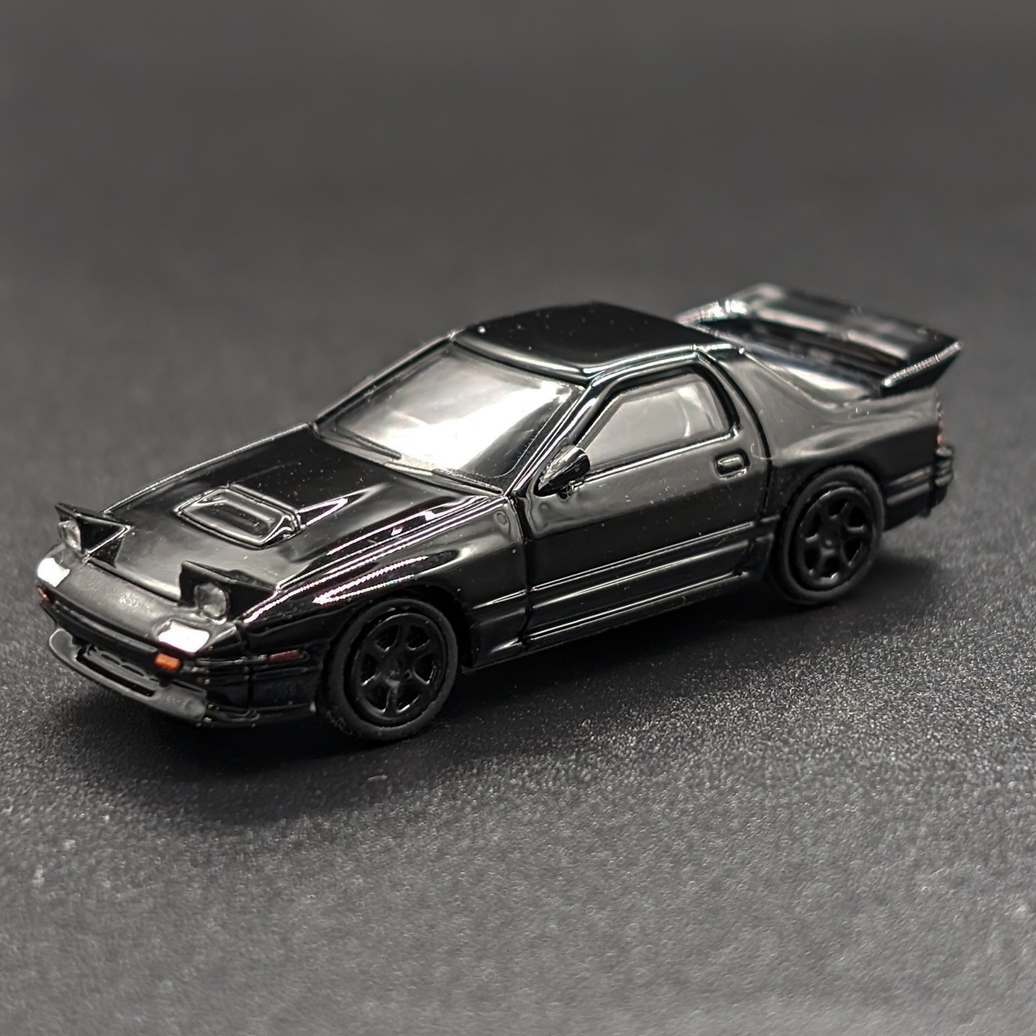 61188 - Lang Feng - Mazda RX7 (FC3S), schwarz mit schwarzen Felgen