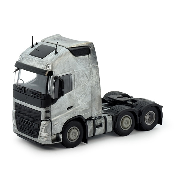 84195 - Tekno Parts - Bausatz  Volvo FH5 Globetrotter XL 6x2 3achs Zugmaschine