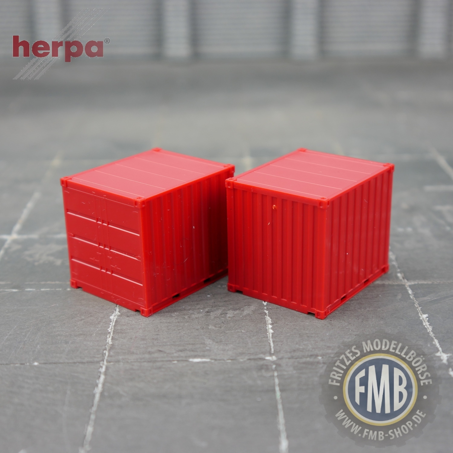 946223 - Herpa - 10ft. Container, rot - 2er Set