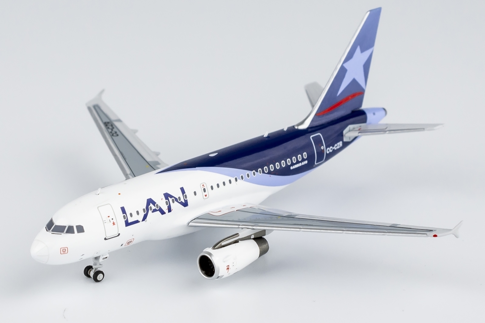 48006 - NG Models - LAN Chile Airbus A318 - CC-CZR -