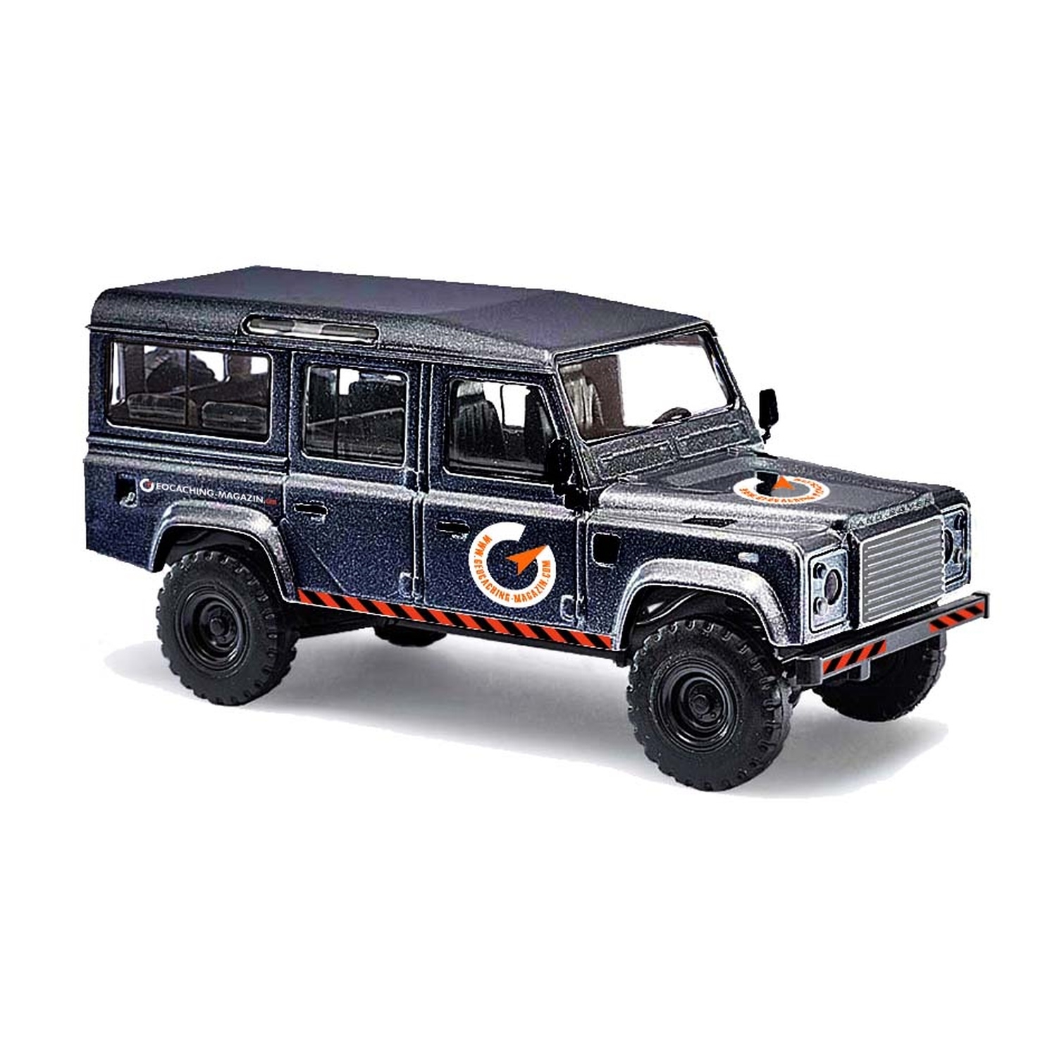 50326 - Busch - Land Rover Defender 110 `1983 "Geocaching Cachemobil"