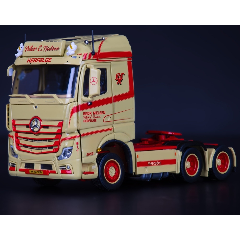 32-0181 - IMC - Mercedes-Benz Actros StreamSpace 6x4 3achs Zugmaschine - Peter Nielsen - DK