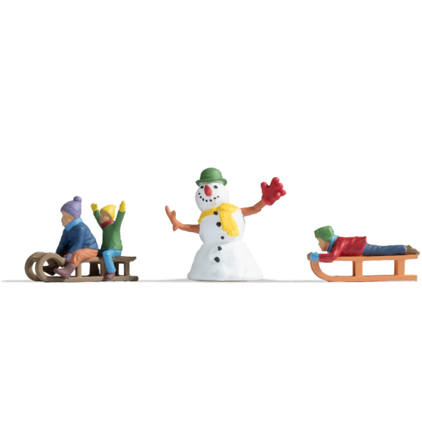 17921 - NOCH Figuren - Kinder im Schnee - 2 Stück auf Schlitten mit Schneemann
