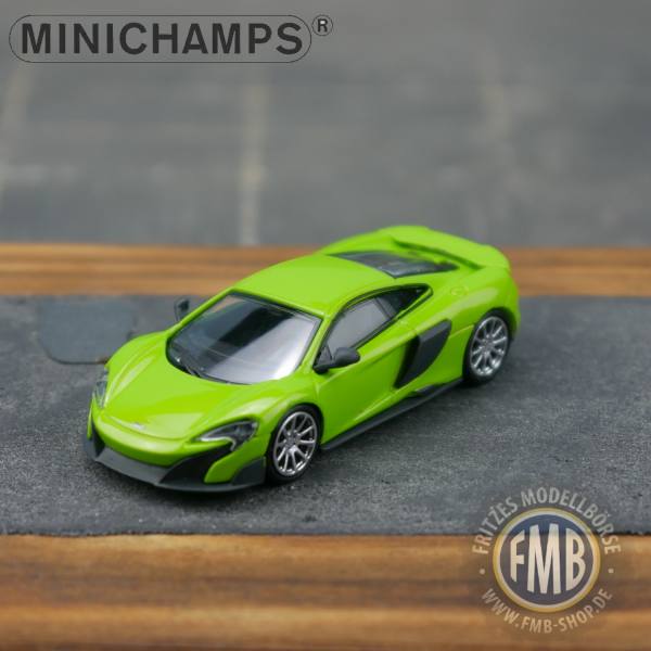154422 - Minichamps - McLaren 675 LT Coupe, grün