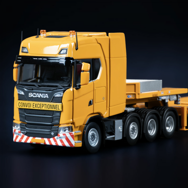 33-0204 - IMC Models - Scania S Highline 8x4 4achs mit 7achs Nooteboom Semitieflader, gelb