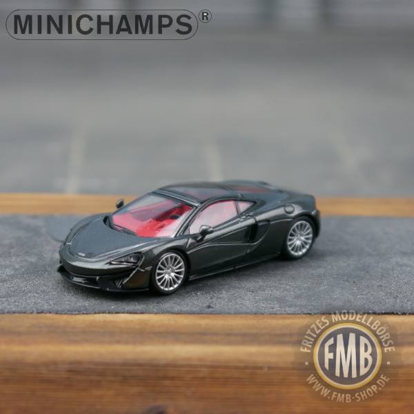 154520 - Minichamps - McLaren 570GT Coupe, sturmgrau metallic