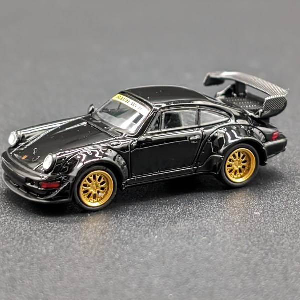 61783 - Micro City 87 - Porsche RWB 964, schwarz mit goldenen Felgen