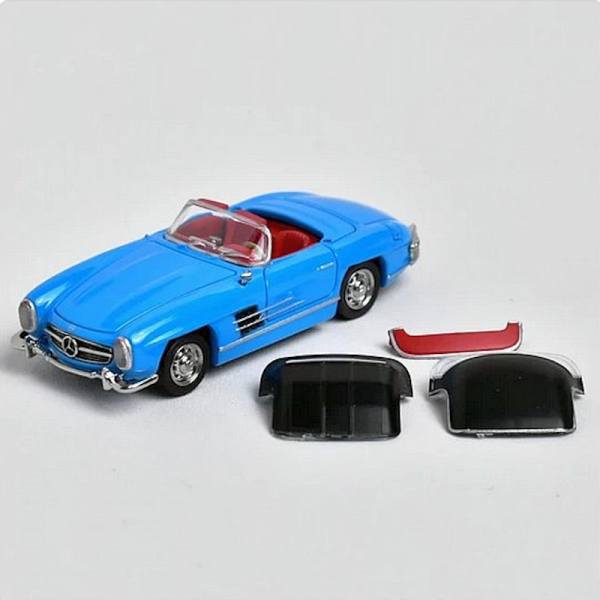 61774 - Micro City 87 - Mercedes-Benz 300 SL Roadster (1957-63) - hellblau mit roten Sitzen