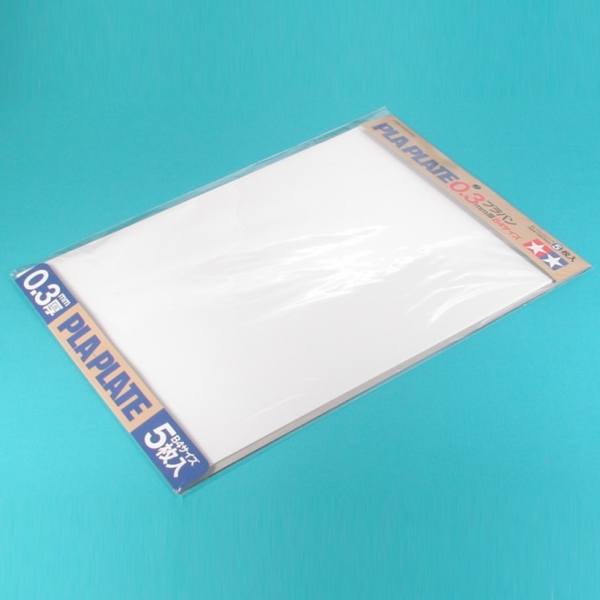 70122 - Tamiya - Kunststoffplatte 0,3mm (5 Stück) 257x364mm, weiß