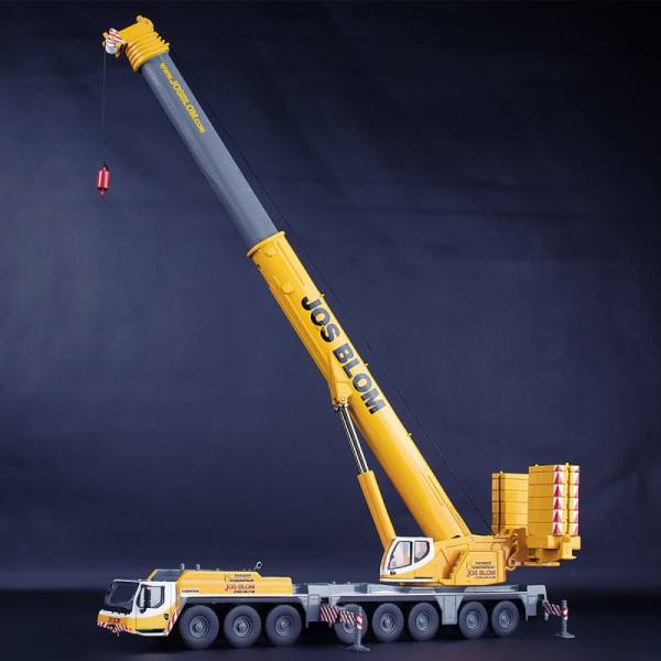 32-0156 - IMC - Liebherr LTM 1450-8.1 8axle mobile crane - Jos