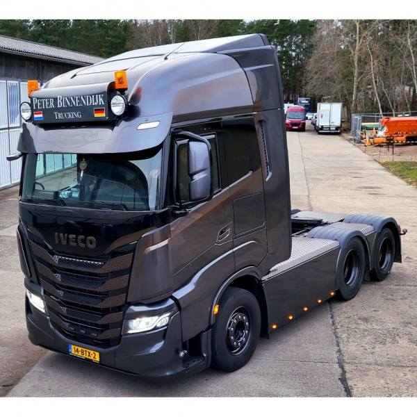 01-4174 - WSI - Iveco S-Way AS High 6x2 3achs Zugmaschine - Peter Binnendijk Trucking - NL -