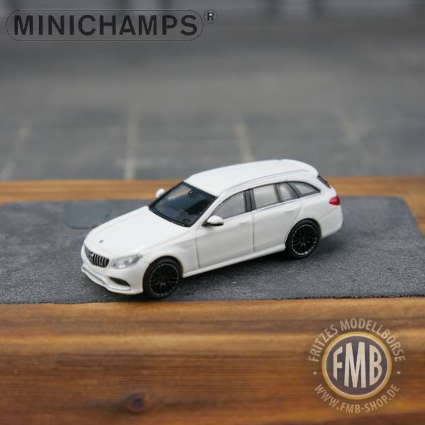 038112 - Minichamps - Mercedes-Benz AMG C 63 T (2019), weiß