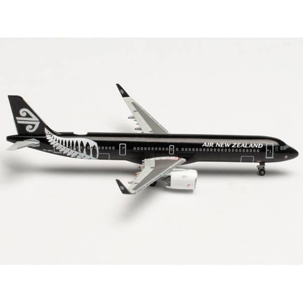 535878 - Herpa Wings - Air New Zealand Airbus A321neo - ZK-NNA - "All Blacks colors"